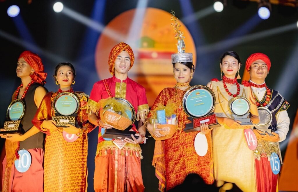 Rah u Samuel ïa ka nam Nai Khatsaw Synñia, ka Phibahunshisha ka Lukhimai