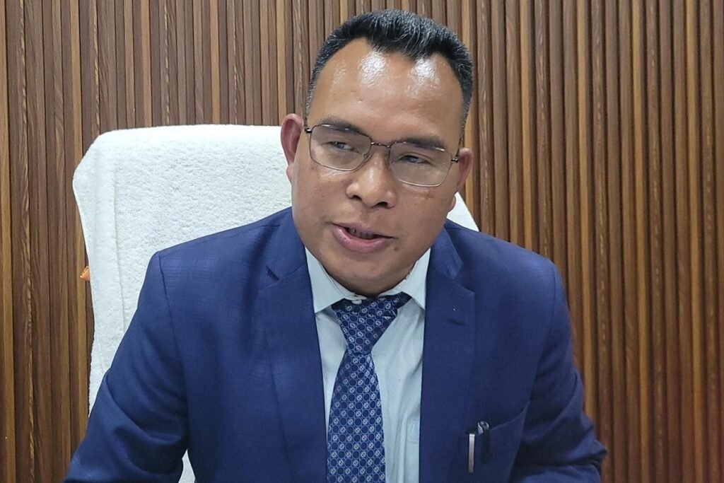 Ym pat ïohpdiang jingujor ka Sorkar pyrshah ïaka USTM