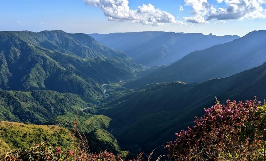 Husiar !!! nongleit nongwan lyngba ka surok Lyngkyrdem-Laitlyngkot