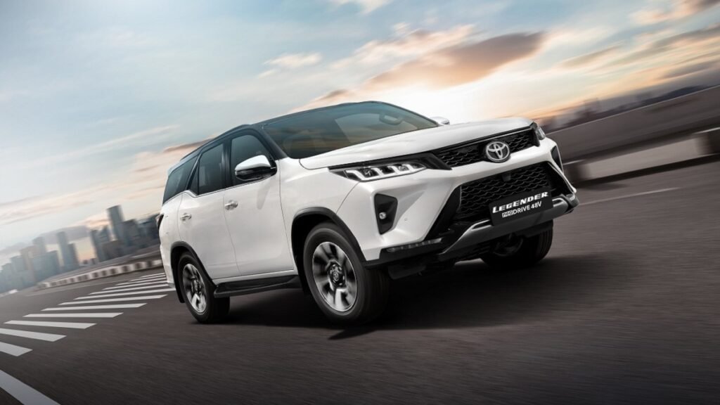 Pyllait ka Toyota Kirloskar Motor ia ka Fortuner bad Legender Neo Drive 48V Variant