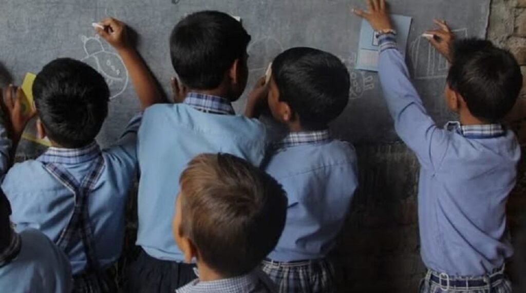 Ai NoC ki SMC palat 3 hajar ki skul SSA ban pynïaid ka sorkar Jylla