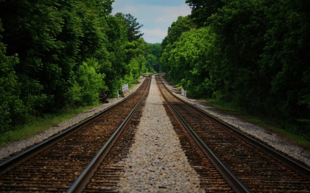 Kat bym pat don ki ain ba khlaiñ, ym lah ban ai lynti Rel ha Jylla: Saleng