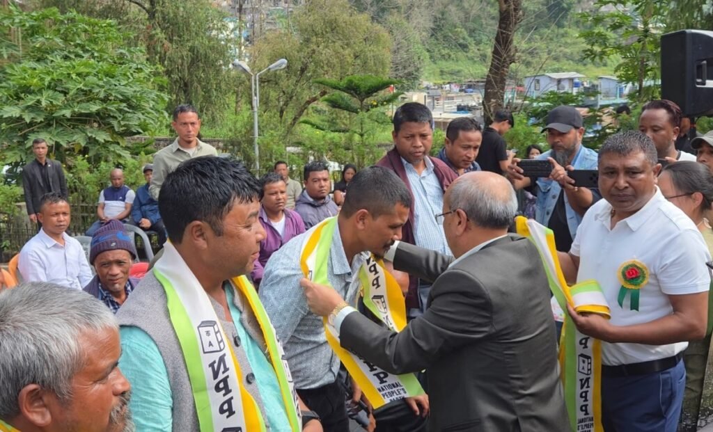 Pynbnna u Bah Prestone ban mang T.22 klur na ka bynta surok Nongstoiñ-Sohpian