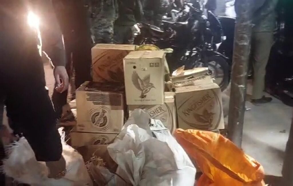 Ïoh kurup kiad ki pulit shi Bolero na thain Polo