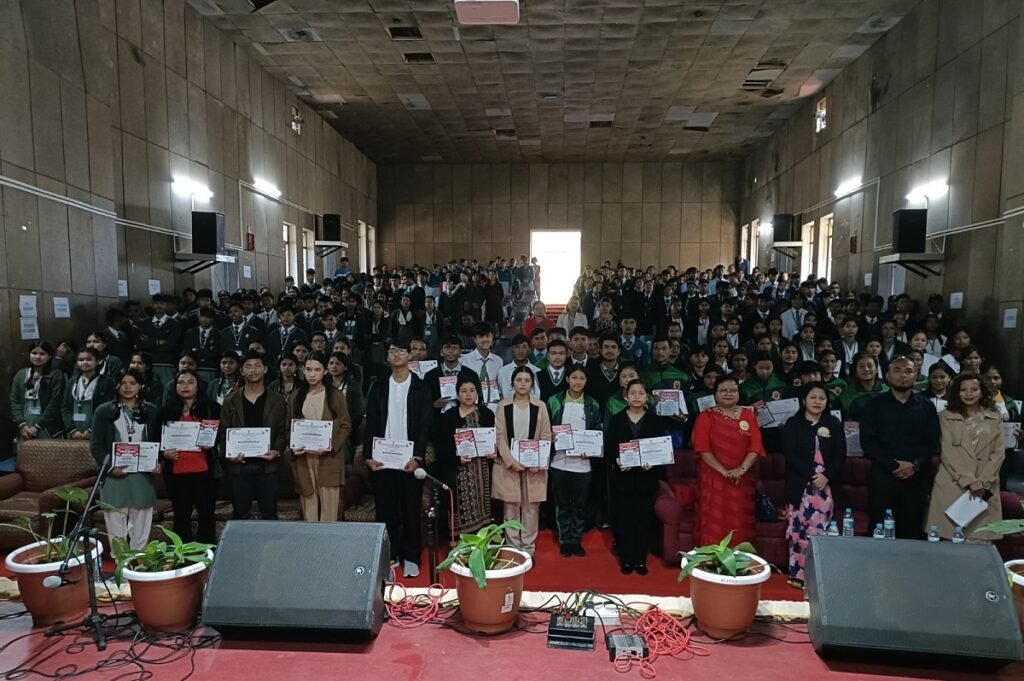 Ki khynnah ki dei ki nongsain dur ia ka lawei ka Ri