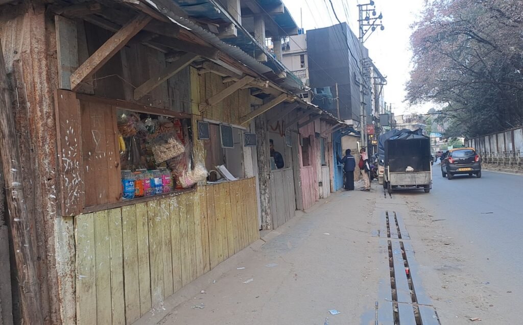 Shimkhia ka shnong Urkaliar ban tehlakam kiba die kyiad be-aiñ