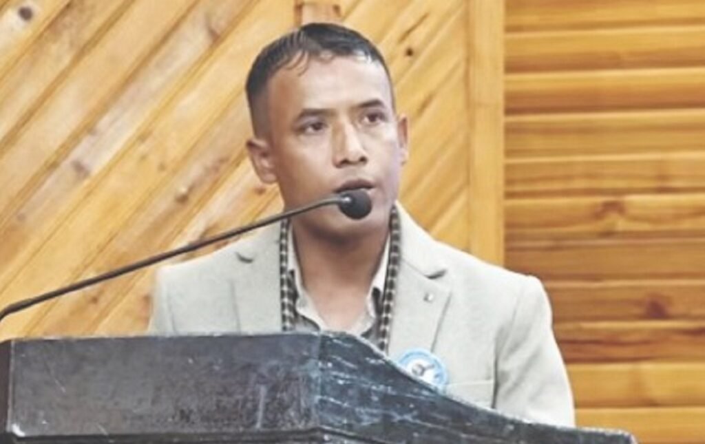 Samla ngi dei ban ia tylli, ka sorkar ka sympat ia ki paradoh:KSU